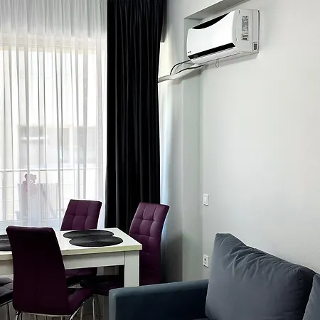 Crazy Apartament 13 Summerland Mamaia