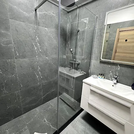 Lägenhet Crazy Apartament 13 Summerland Mamaia