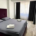 Crazy 13 Summerland Appartamento Mamaia