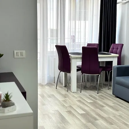 Crazy Apartament 13 Summerland Διαμέρισμα *